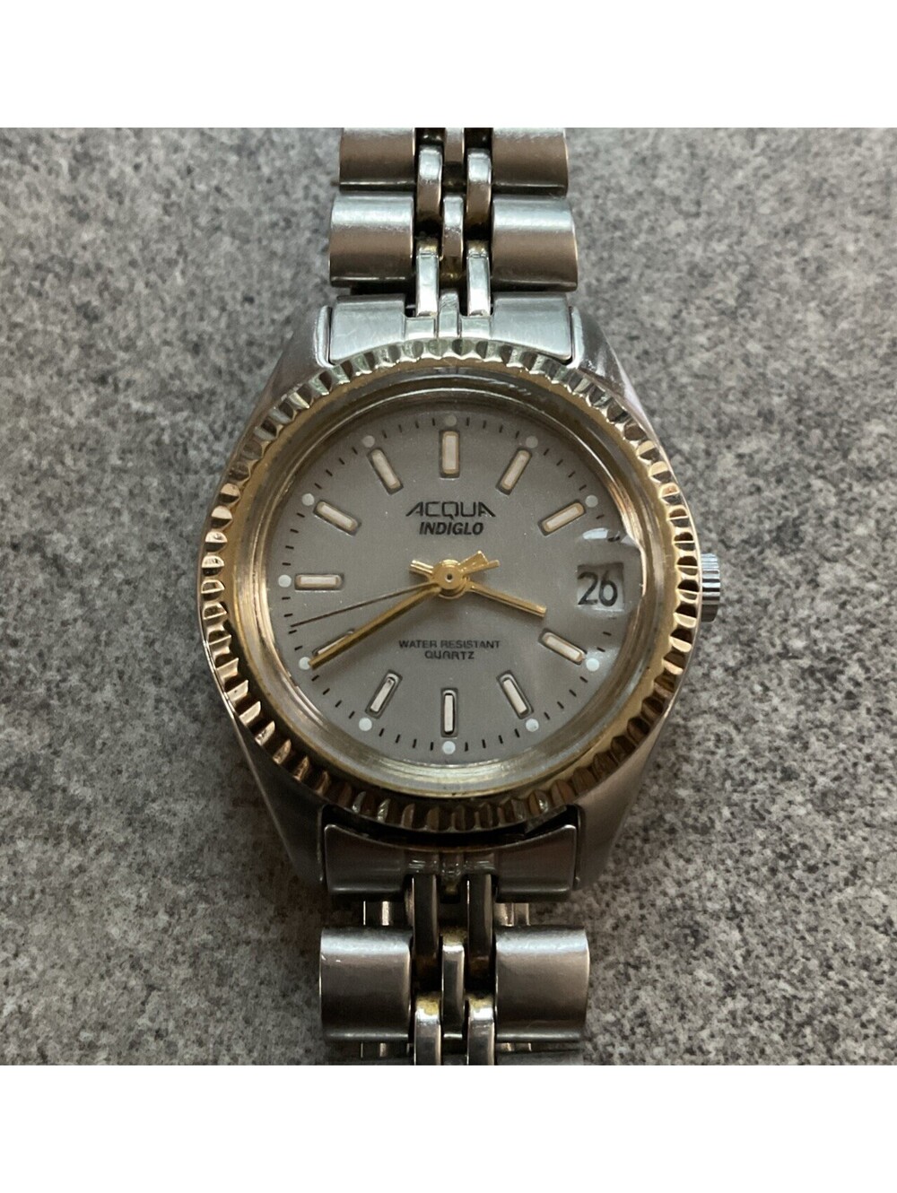 Vintage Acqua Womens Watch 25mm Stainless Steel Case Gray Indiglo Dial W/Date A3